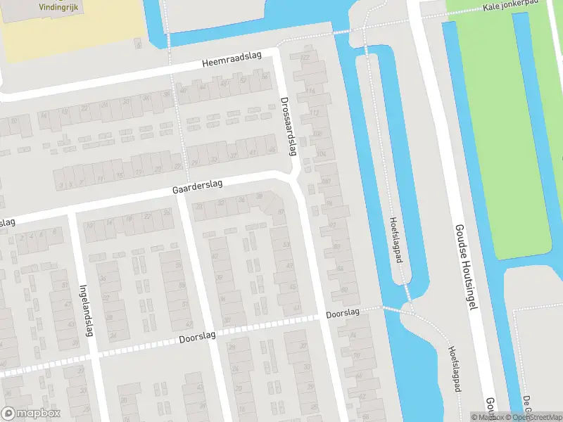 Ambulance met grote spoed naar de Rentmeesterslag in Gouda