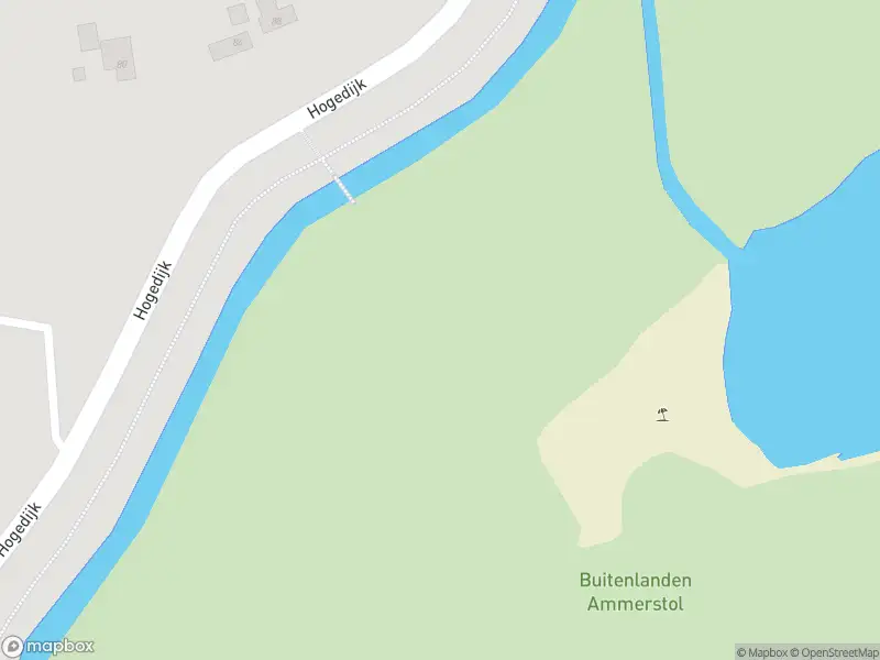 Ambulance met grote spoed naar de Hogedijk in Bergambacht