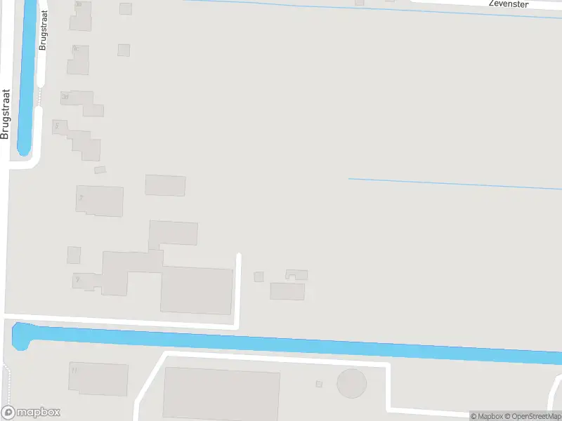 Brandweer met grote spoed naar de Boerdijk in Nieuwlande vanwege voertuigbrand