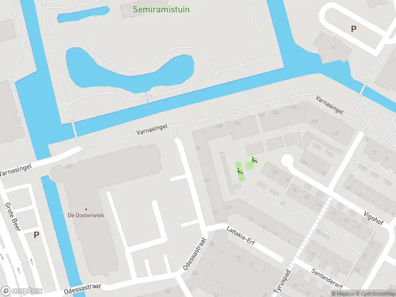 Brandweer met gepaste spoed naar de Odessastraat in Rotterdam