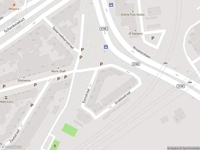 Ambulance met gepaste spoed naar de Eemstraat in 's-Gravenhage