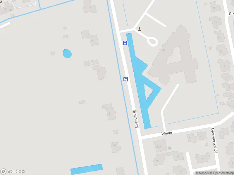 Ambulance met grote spoed naar de Groeneweg in Hoornaar