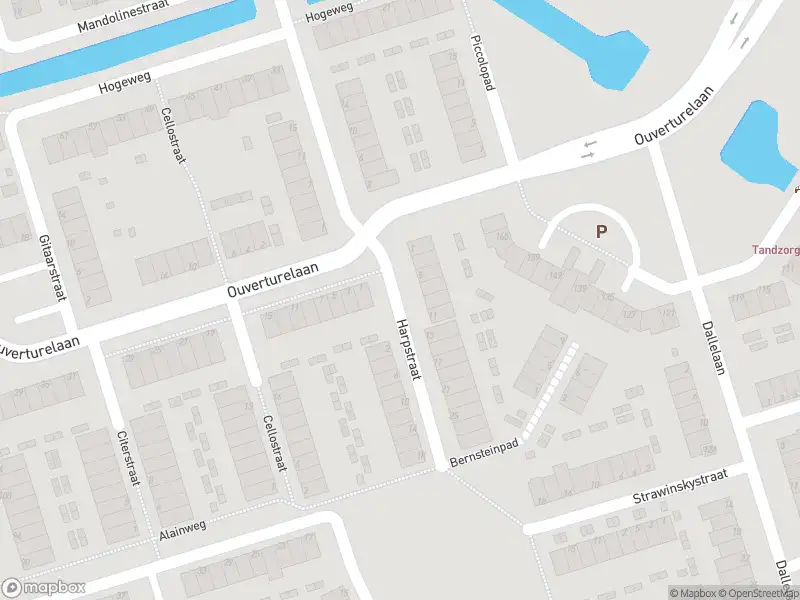 Ambulance met grote spoed naar de Harpstraat in Spijkenisse