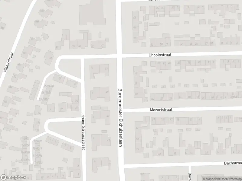 Brandweer met gepaste spoed naar de Dr. Ensinkstraat in Halsteren vanwege een liftopsluiting