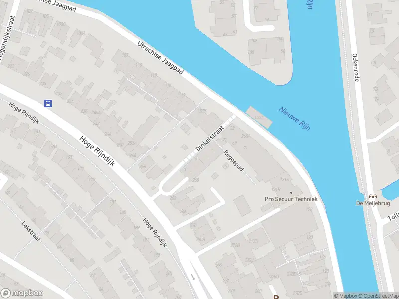 Ambulance met gepaste spoed naar de Dinkelstraat in Leiden