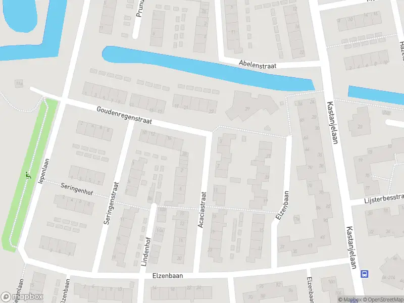 Ambulance met grote spoed naar de Acaciastraat in Enkhuizen