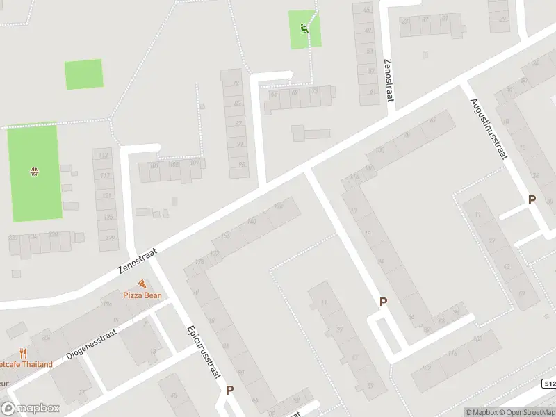 Ambulance met grote spoed naar de Zenostraat in Rotterdam