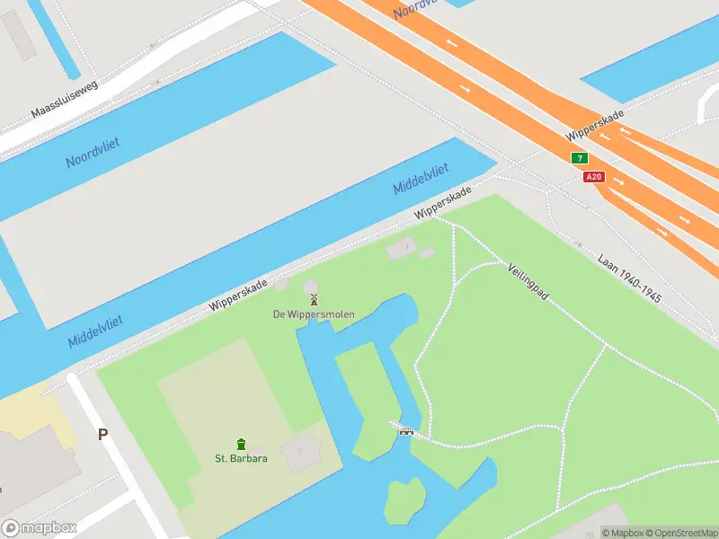 Brandweer met grote spoed naar de Wipperskade in Maassluis vanwege voertuigbrand
