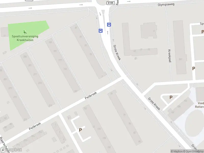 Ambulance met grote spoed naar de Peitkreek in Rotterdam