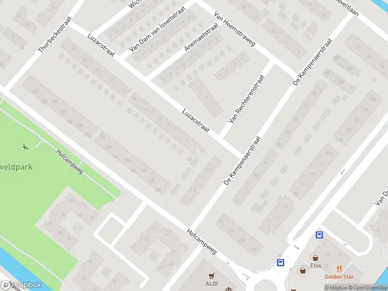 Ambulance met gepaste spoed naar de Luzacstraat in Wassenaar