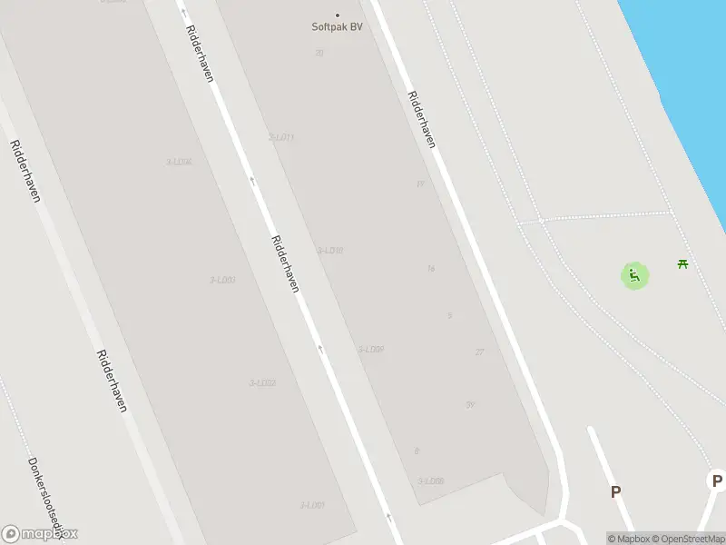 Ambulance met grote spoed naar de Ridderhaven in Ridderkerk