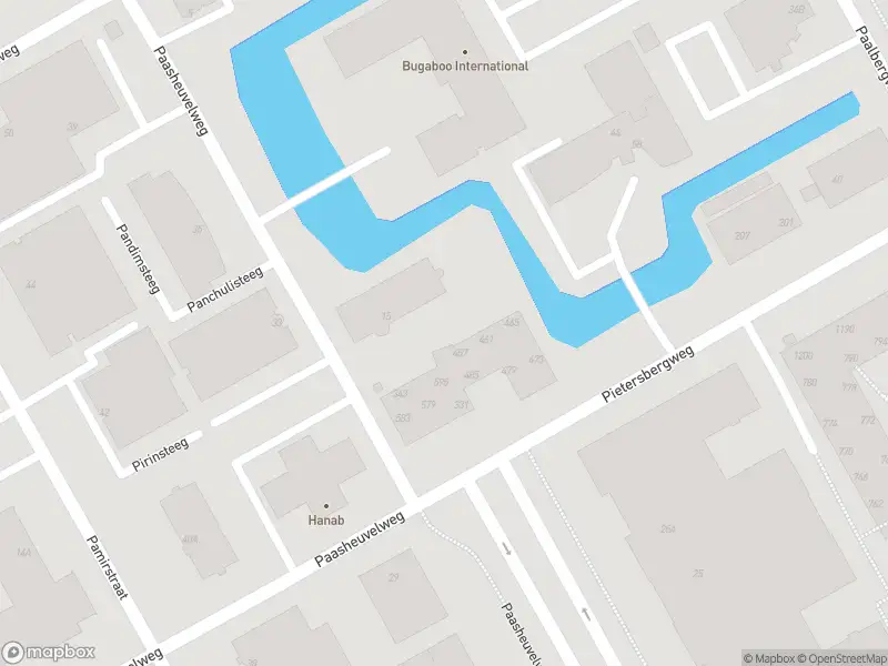 Ambulance met grote spoed naar de Paasheuvelweg in Amsterdam