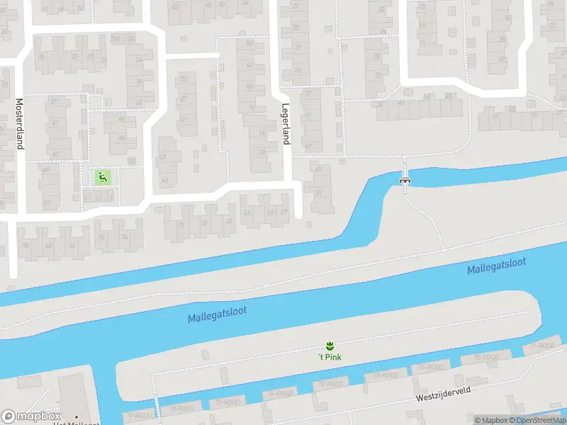 Ambulance met grote spoed naar de Legerzoom in Koog aan de Zaan