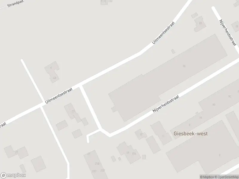 Brandweer met grote spoed naar de Uitmeentsestraat in Giesbeek vanwege voertuigbrand