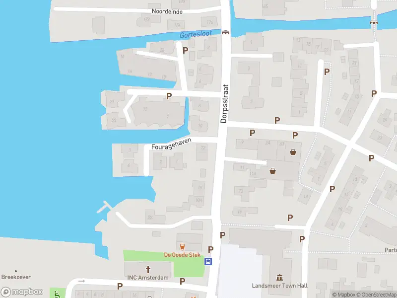 Ambulance met grote spoed naar de Ereprijshof in Landsmeer