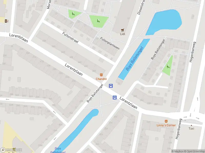 Ambulance met gepaste spoed naar de Lorentzlaan in Schiedam