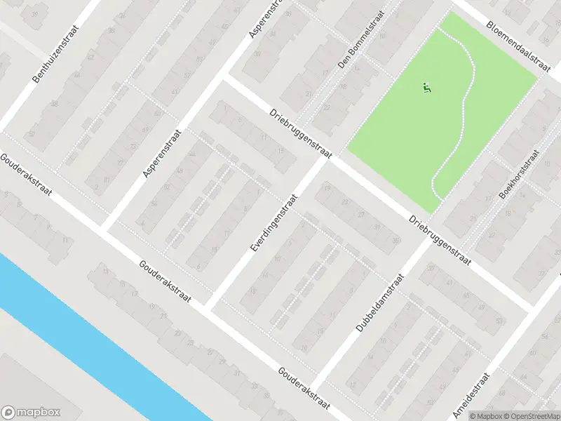 Ambulance met grote spoed naar de Everdingenstraat in Zoetermeer