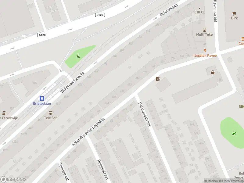 Ambulance met gepaste spoed naar de Katendrechtse Lagedijk in Rotterdam