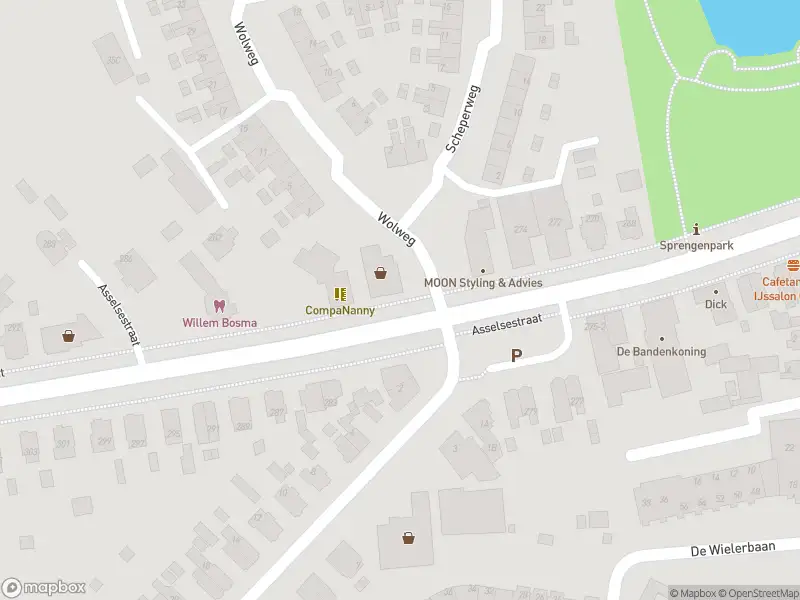 Brandweer met grote spoed naar de De Haasstraat in Apeldoorn vanwege voertuigbrand