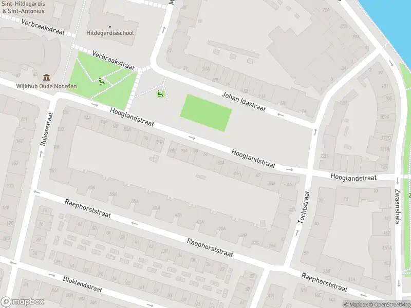 Ambulance met grote spoed naar de Hooglandstraat in Rotterdam