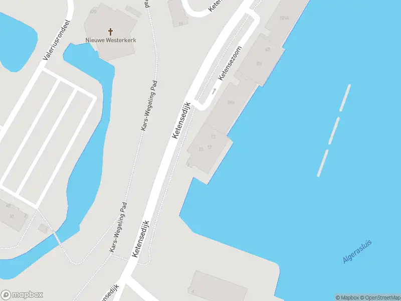 Ambulance met gepaste spoed naar de Ketensezoom in Capelle aan den IJssel