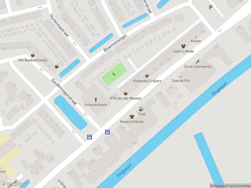 Ambulance met gepaste spoed naar de Bermweg in Capelle aan den IJssel