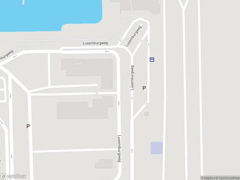 Ambulance met gepaste spoed naar de Luxemburgweg in Europoort Rotterdam