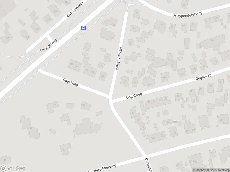 Brandweer met gepaste spoed naar de Potsgildewegje in Nunspeet vanwege stormschade