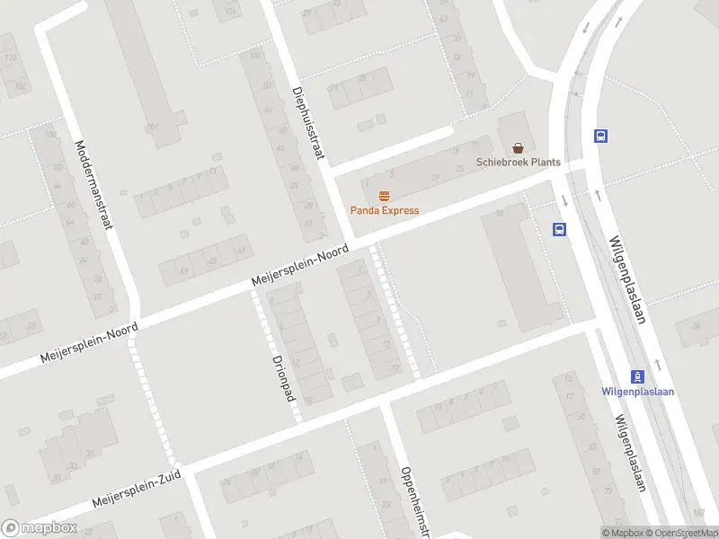 Ambulance met gepaste spoed naar de Fockema Andreaepad in Rotterdam