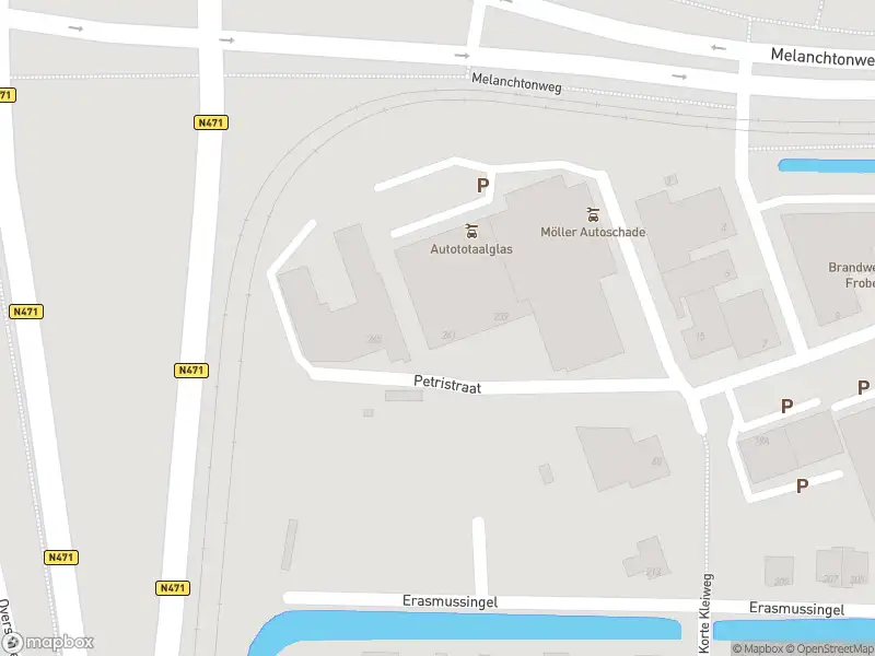 Ambulance met grote spoed naar de Petristraat in Rotterdam