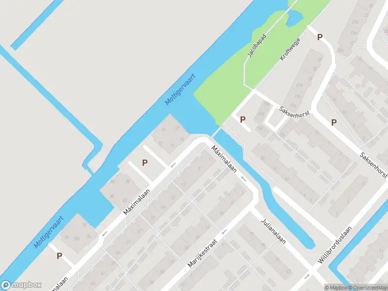 Ambulance met grote spoed naar de Máximalaan in Sassenheim