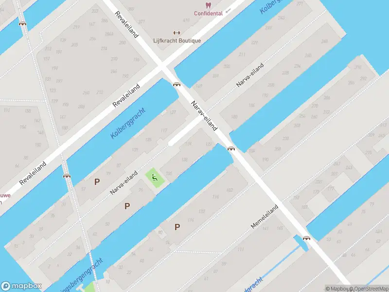 Ambulance met grote spoed naar de Narva-eiland in Amsterdam