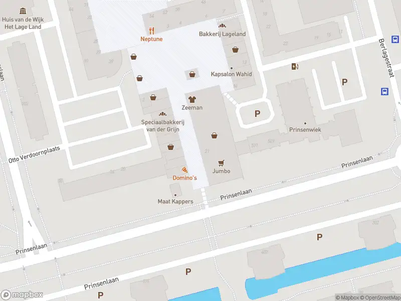 Ambulance met gepaste spoed naar de Samuel Esmeijerplein in Rotterdam