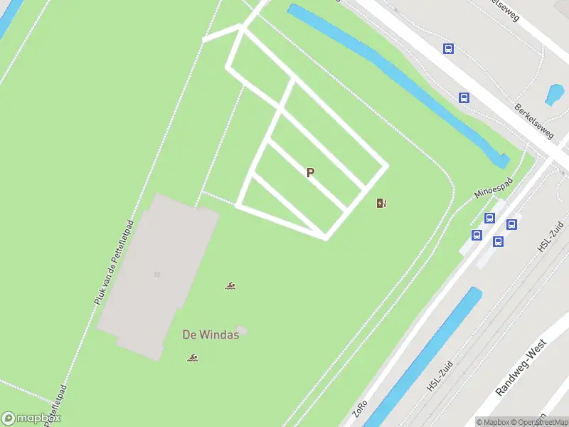 Ambulance met gepaste spoed naar de Berkelseweg in Bergschenhoek