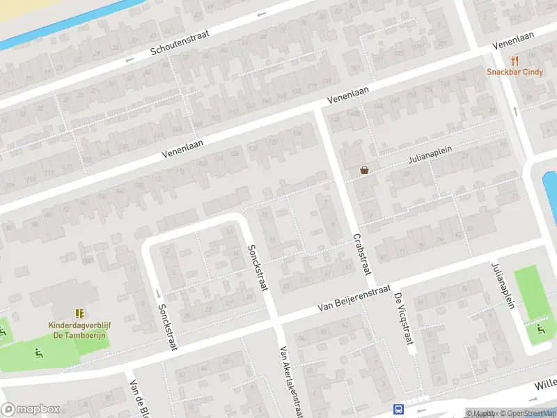 Ambulance met grote spoed naar de J.P. Coenstraat in Hoorn