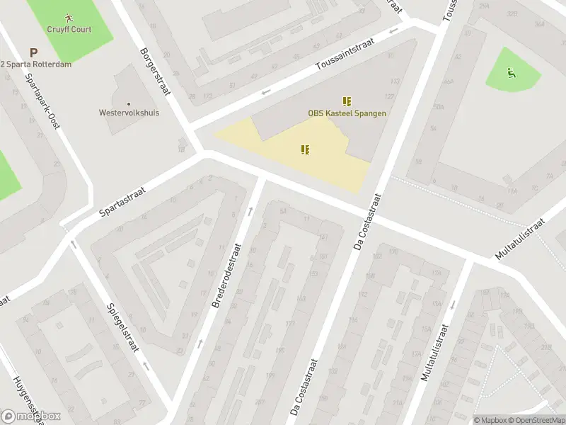 Ambulance met gepaste spoed naar de Nicolaas Beetsstraat in Rotterdam