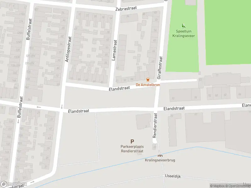 Ambulance met grote spoed naar de Elandstraat in Rotterdam