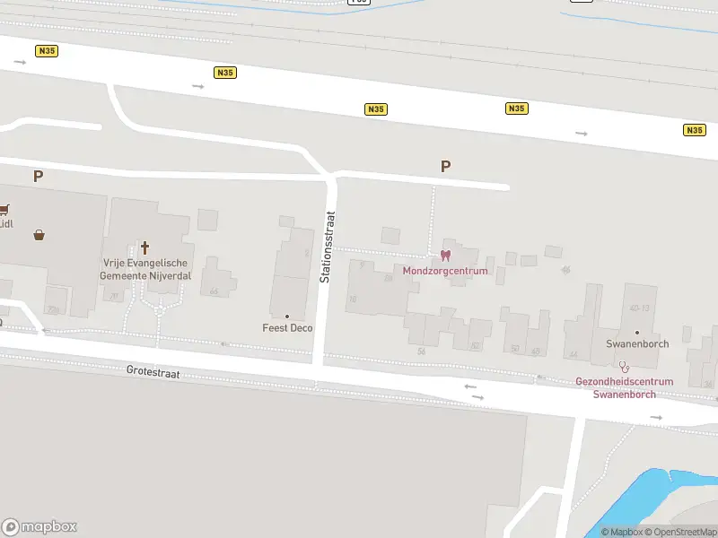 Brandweer met gepaste spoed naar de Stationsstraat in Nijverdal vanwege een liftopsluiting