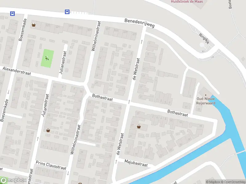 Ambulance met grote spoed naar de De Wetstraat in Ridderkerk