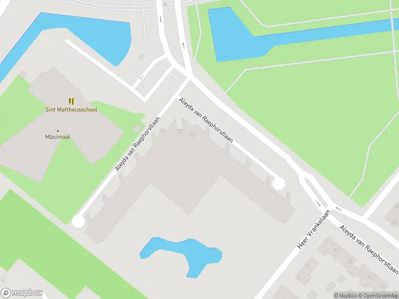 Ambulance met grote spoed naar de Aleyda van Raephorstlaan in Rotterdam