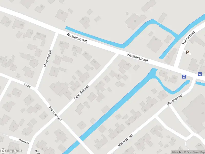 Ambulance met gepaste spoed naar de Schoolstraat in Sijbekarspel