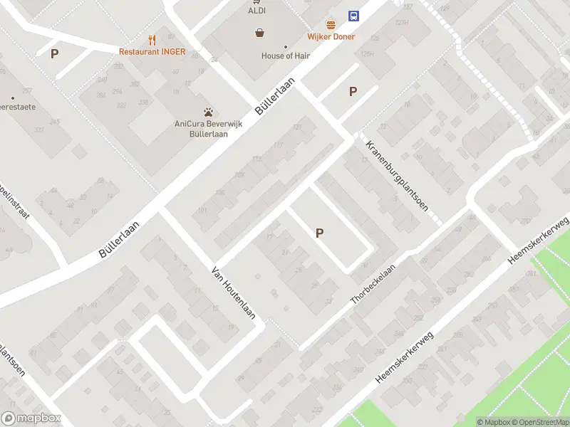 Ambulance met grote spoed naar de Van Riemsdijklaan in Beverwijk