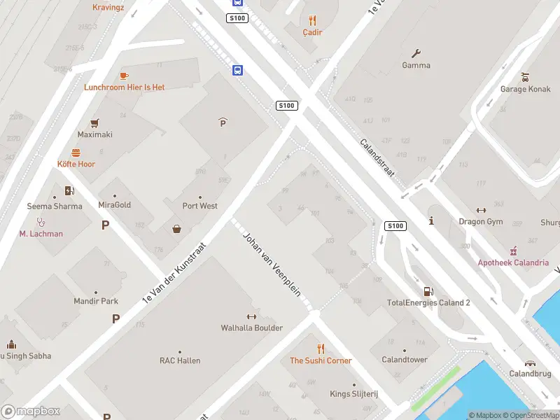 Ambulance met grote spoed naar de Johan van Veenplein in 's-Gravenhage