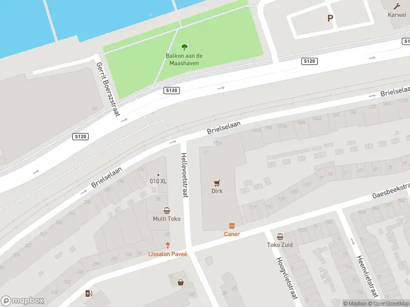 Ambulance met gepaste spoed naar de Hellevoetstraat in Rotterdam