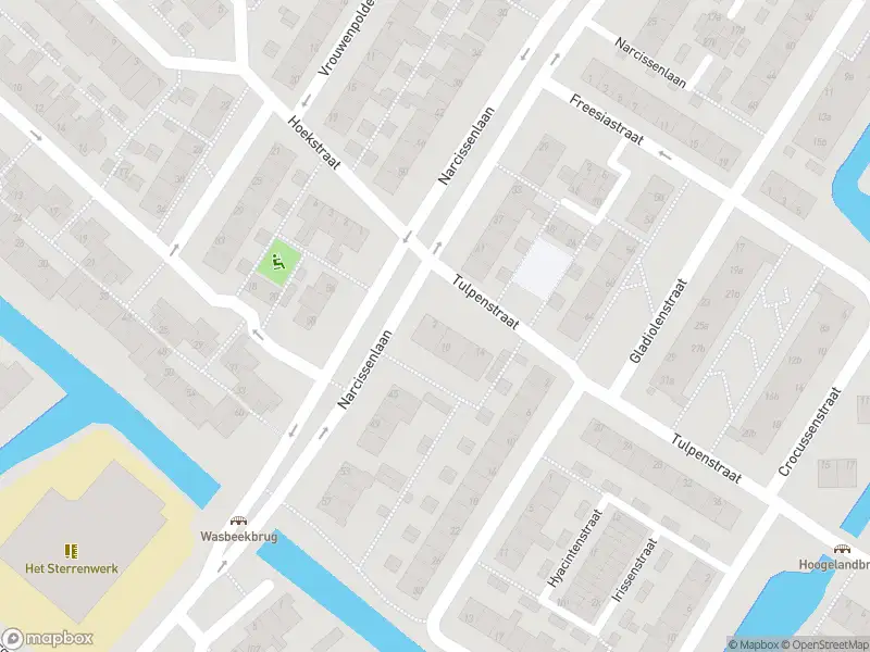 Ambulance met grote spoed naar de Tulpenstraat in Sassenheim