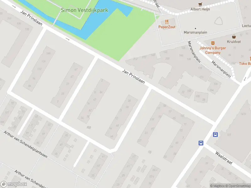 Ambulance met gepaste spoed naar de P.C. Boutensstraat in Haarlem