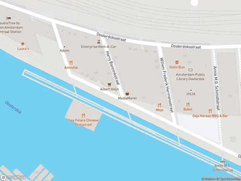 112 melding Ambulance met grote spoed naar de Harry Banninkstraat in Amsterdam