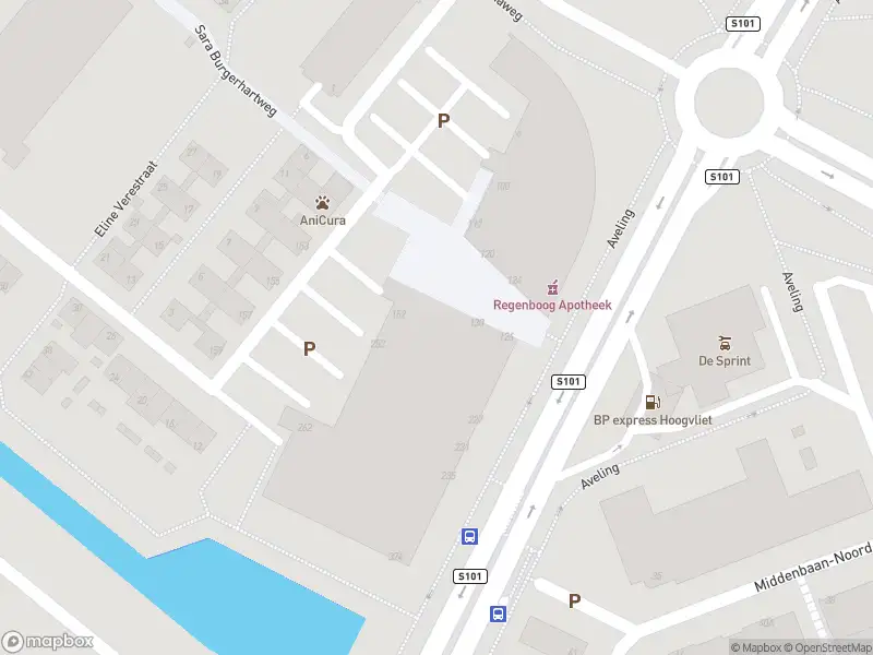 Ambulance met gepaste spoed naar de Klaasje Zevensterstraat in Hoogvliet Rotterdam