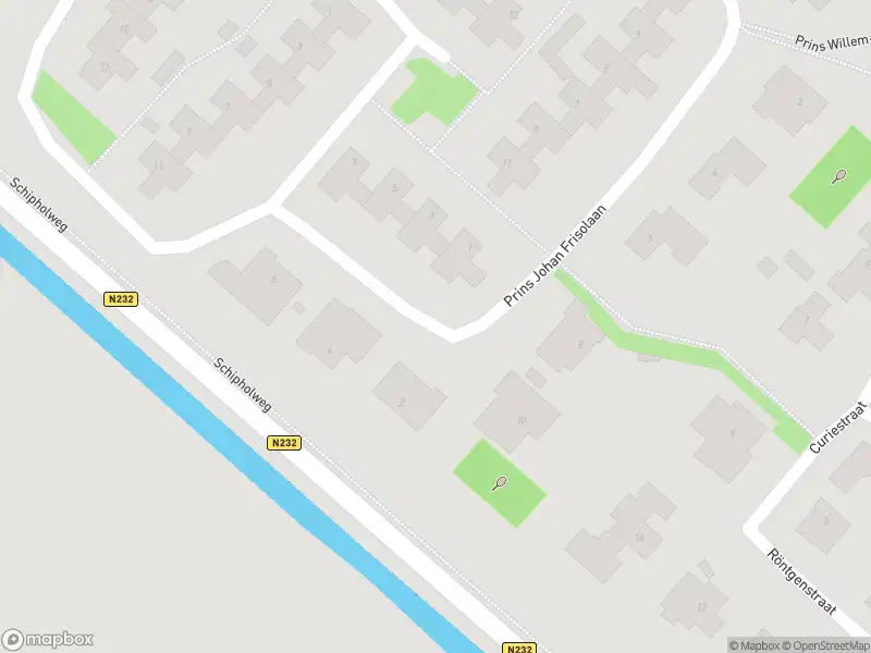 Ambulance met grote spoed naar de Prins Clauslaan in Badhoevedorp