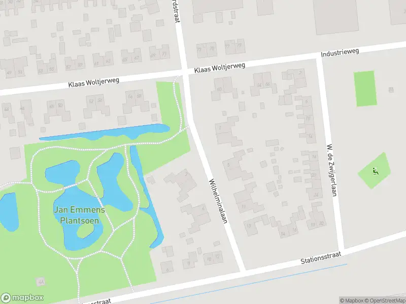 Ambulance en brandweer met gepaste spoed naar de Wilhelminalaan in Zuidbroek